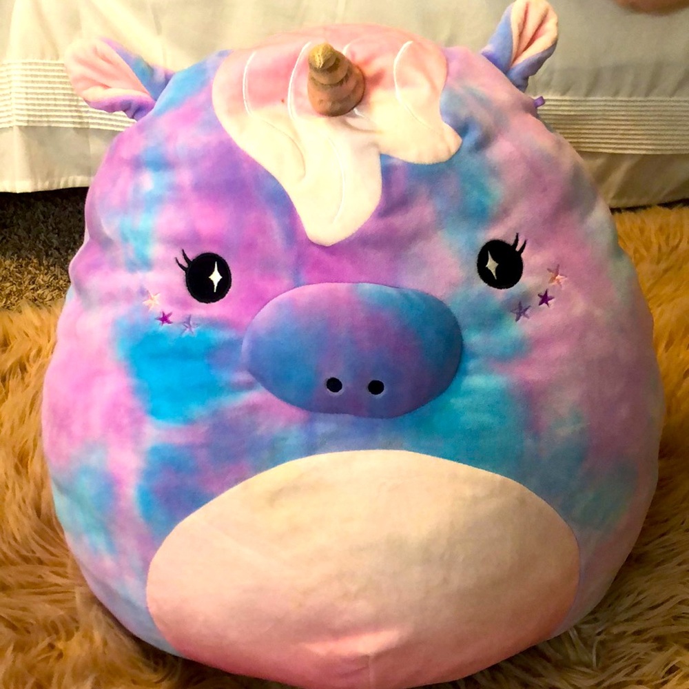 Girls Pegasus squish mallow!